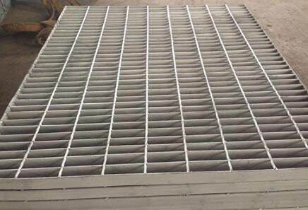 不銹鋼格柵板的制作方式和優點