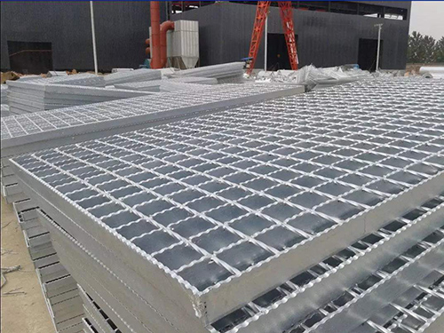 鋼格柵有哪些特點(diǎn)以及用途